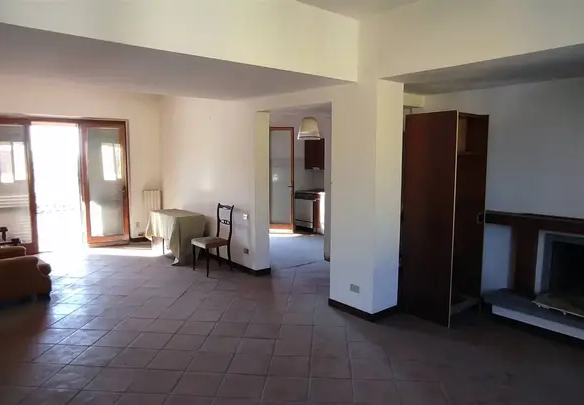 Appartamento indipendente in vendita a Pistoia, Nespolo - con giardino, con garage