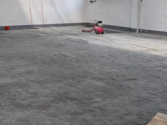 Magazzino in affitto a Agliana