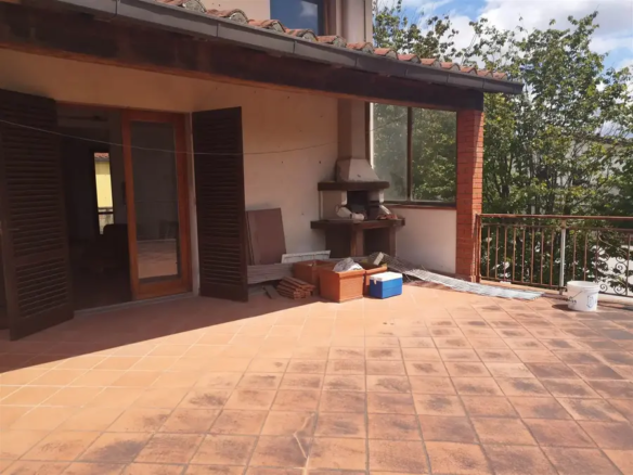 Appartamento indipendente in vendita a Pistoia, Nespolo - con giardino, con garage