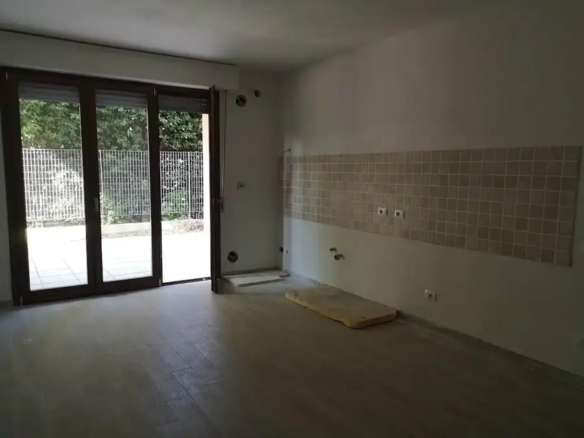 Appartamento in vendita a Agliana - con garage, con terrazza