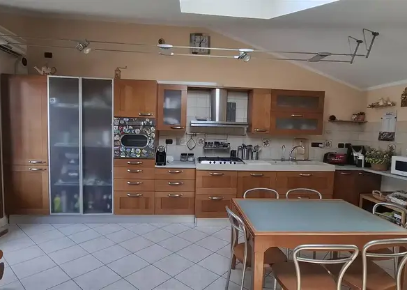 Appartamento in vendita a Agliana, San piero - con terrazza, con balcone